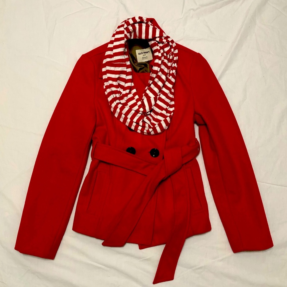 Infinity scarf- red white candy cane striped